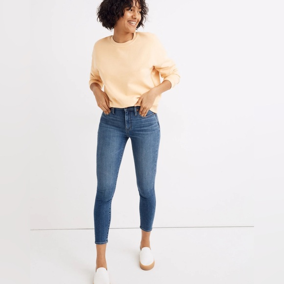 Madewell Denim - Madewell Curvy High-Rise Skinny Crop Jeans in Dalstrom Wash